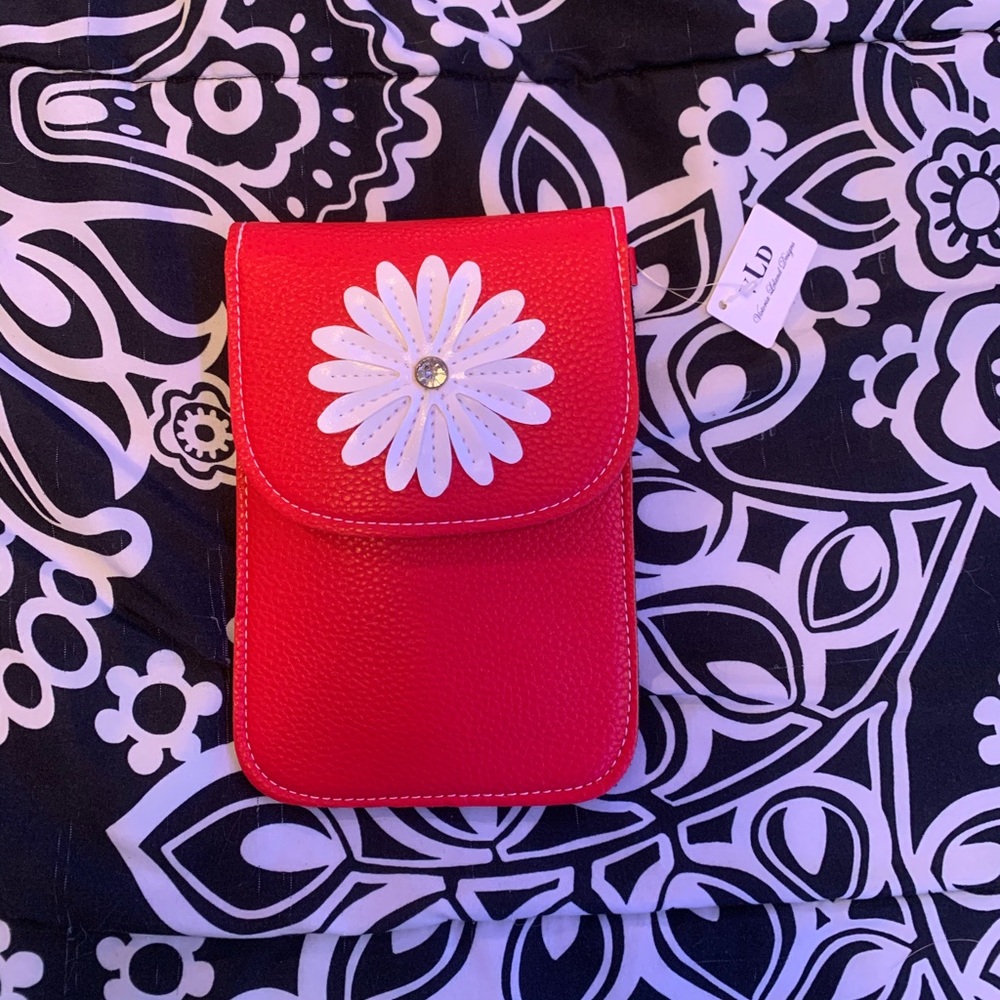 Flower on the go bag🌼